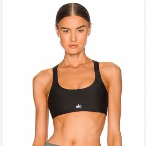 🖤 ALO 🖤Black Take Charge Sports Bra Size Small